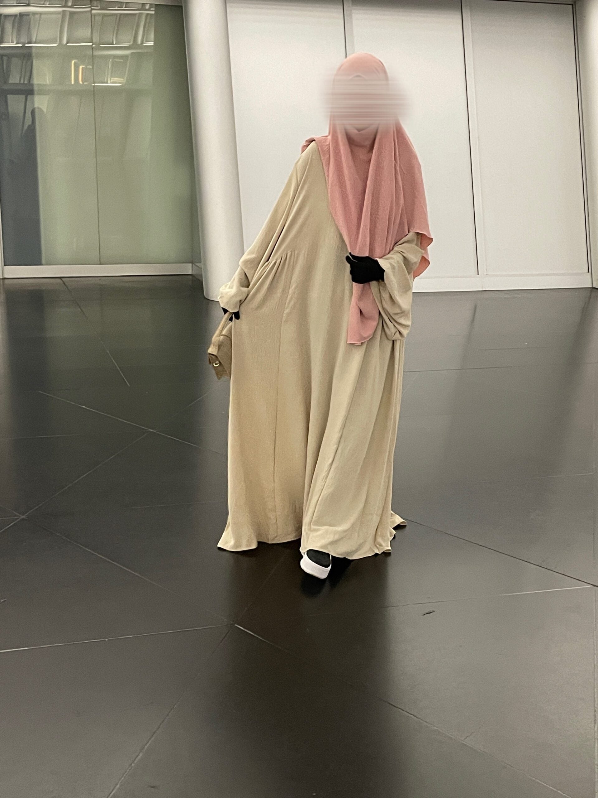 Abaya Selma Ballonärmel Beige