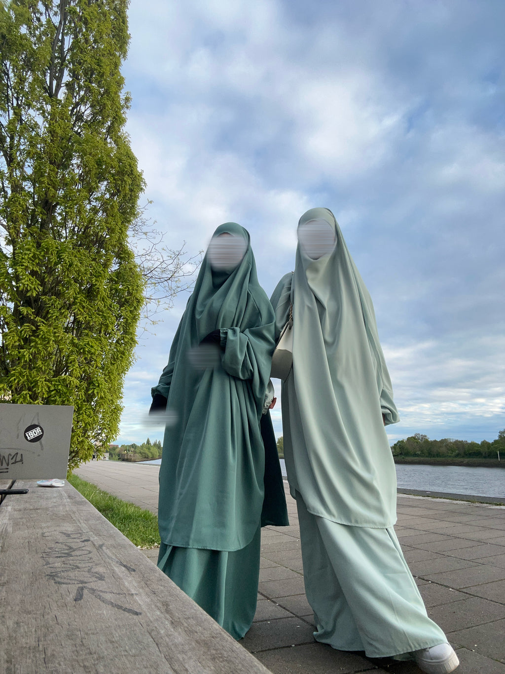 2-Teiler Jilbab Petrol Medina Seide