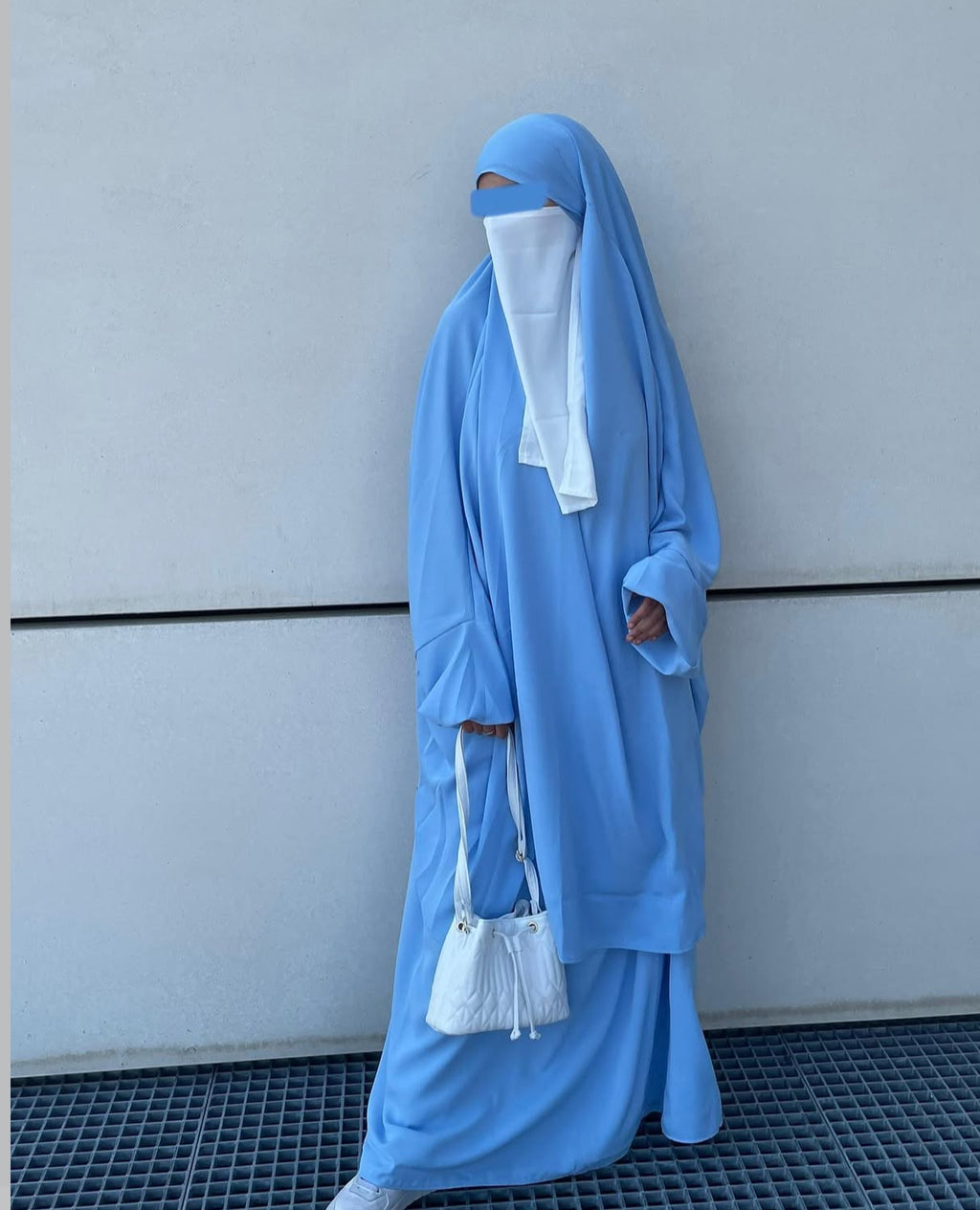 2-Teiler Jilbab hellblau Medina Seide