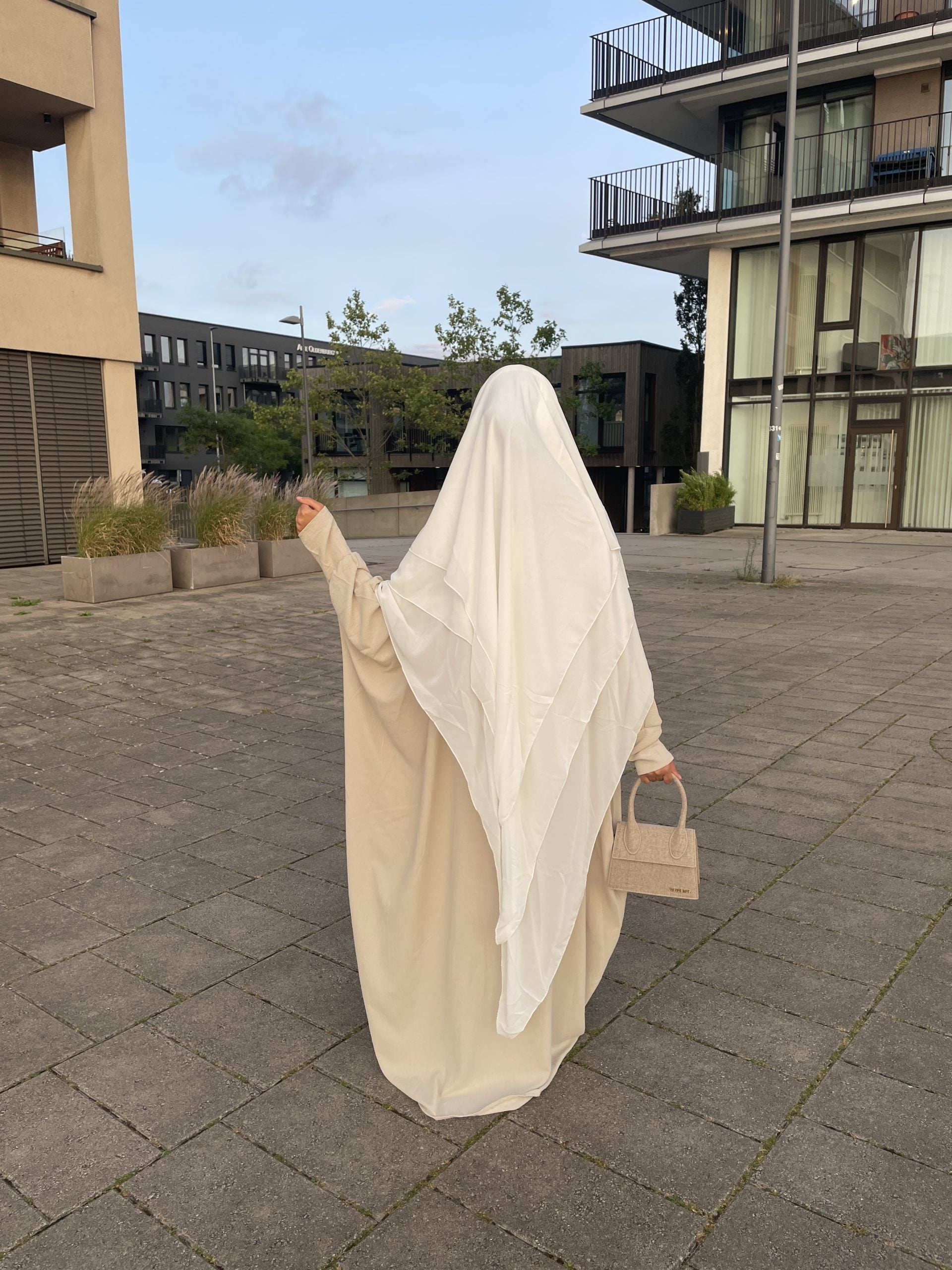 3-lagiger Chiffon Khimar weiß