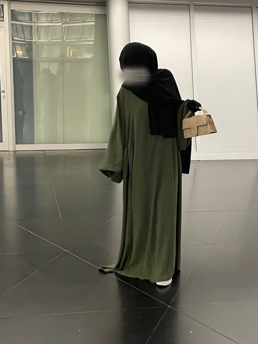 Abaya Selma Ballonärmel Khaki - Image 5