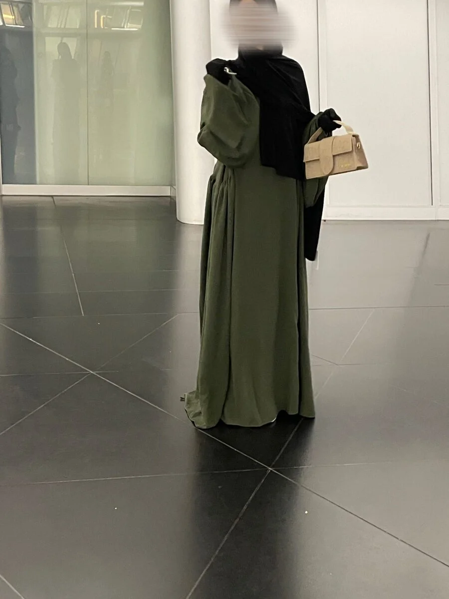 Abaya Selma Ballonärmel Khaki - Image 2